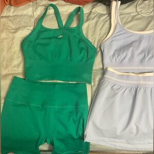 Alo Yoga Set in Green